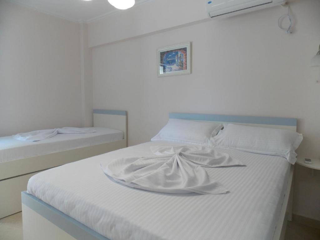 Amber Apartments Saranda Dış mekan fotoğraf