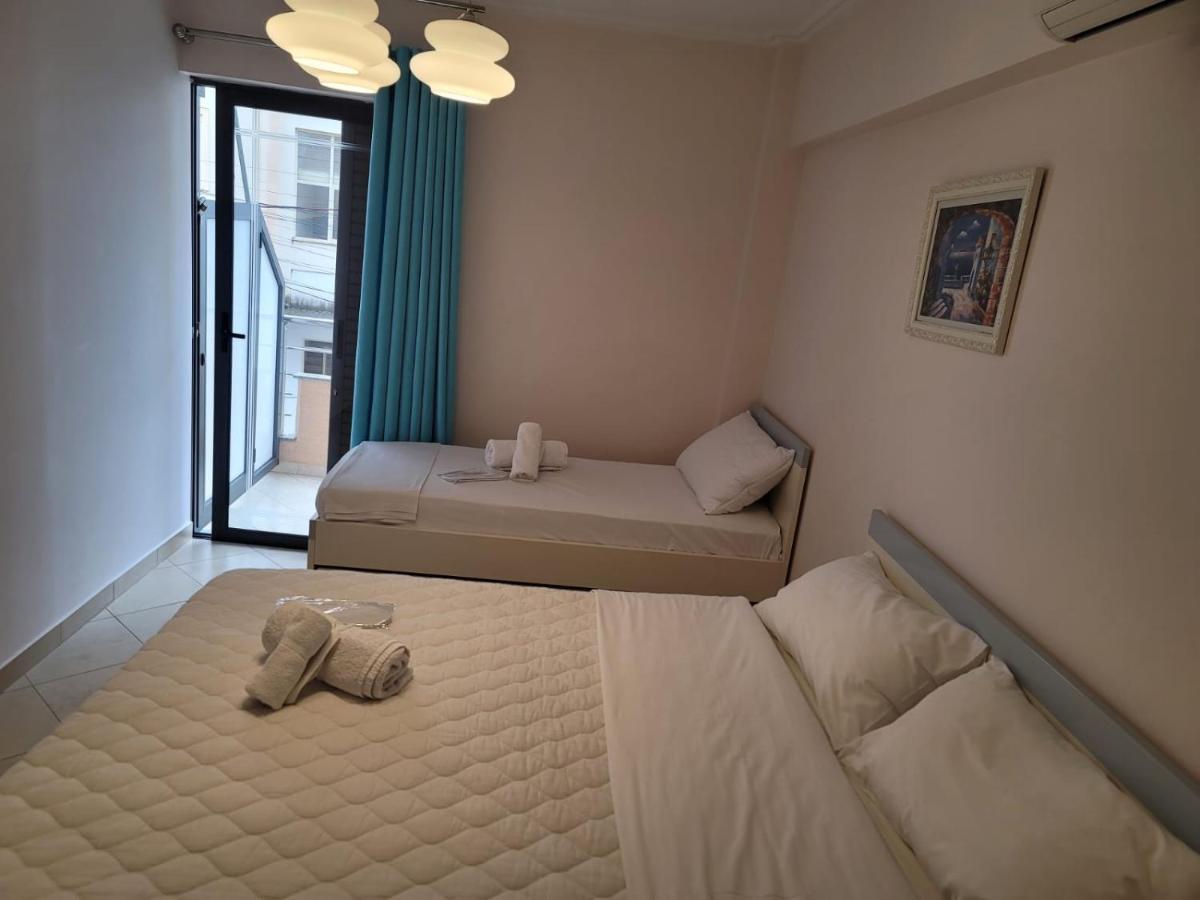 Amber Apartments Saranda Oda fotoğraf
