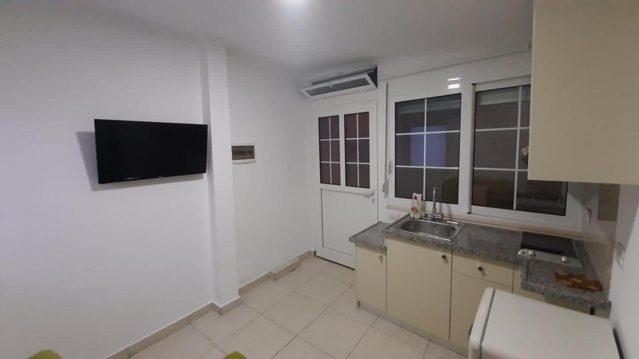 Amber Apartments Saranda Oda fotoğraf