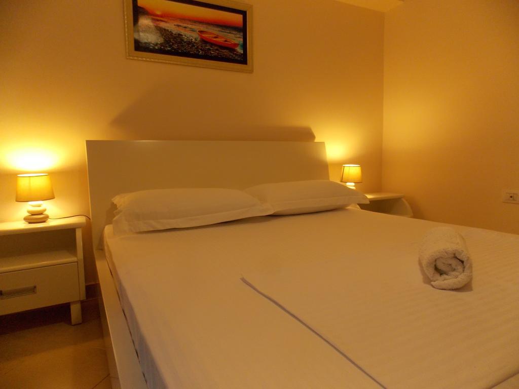 Amber Apartments Saranda Dış mekan fotoğraf